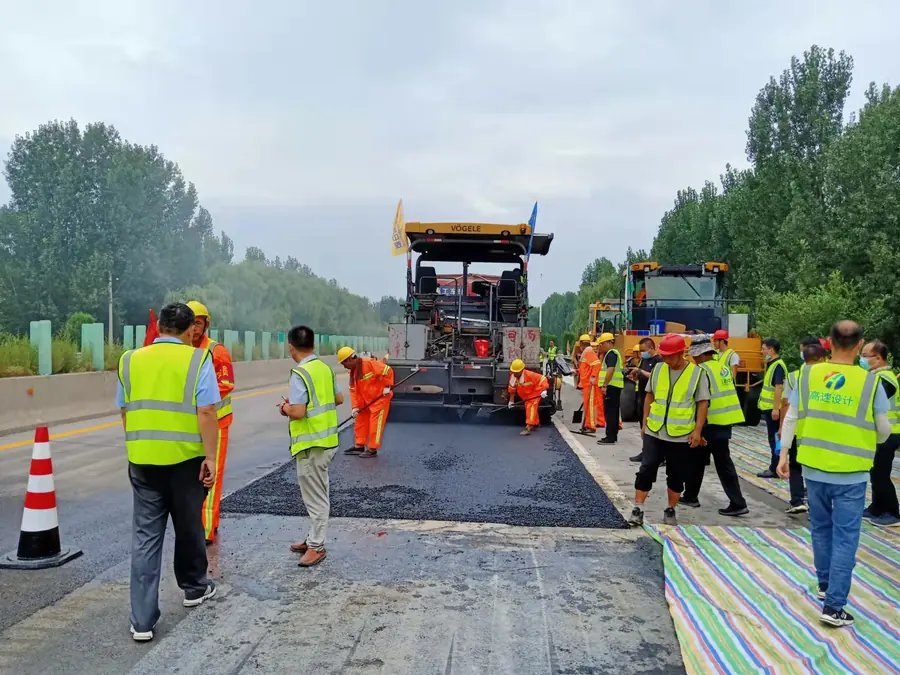 许广高速舞桐段路面修复养护工程